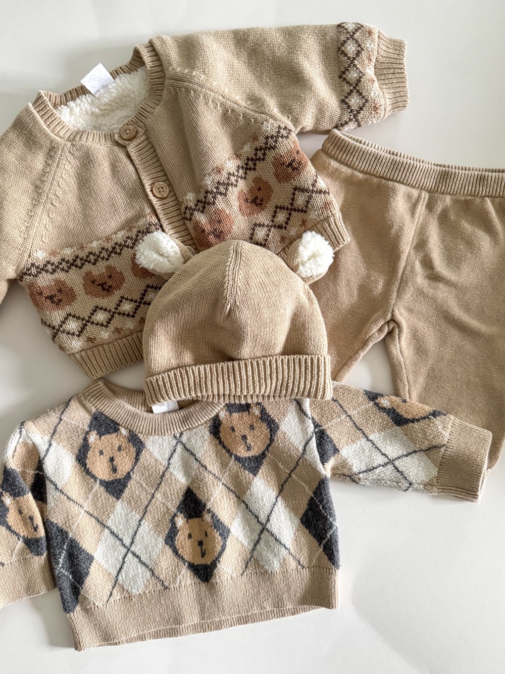 GAP Kids Beige Tan Bear Knit Matching Sets